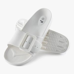 Telifor NWT Women's White Lightweight Bathroom Slippers/Sandals/Slides Size 8